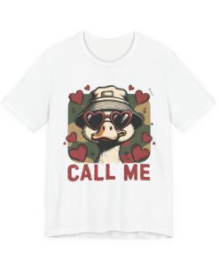 Cute Vintage Duck with Heart Sunglasses Tee